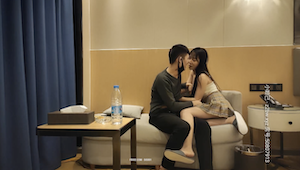 【千人斩小东头】大神回归约操极品兼职00后外围，苗条美乳，舌吻口交后入